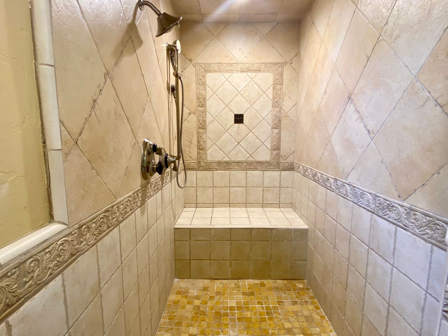 2792 Belbrook Pl - Simi Valley - California - 6 bed, 3 bath rental property