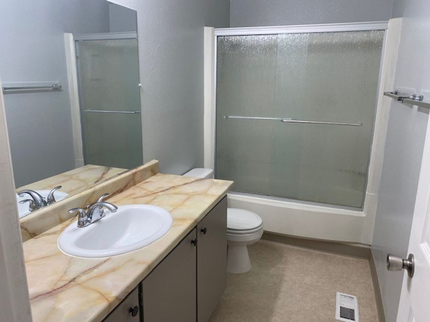2800 Dover Ave - Fairfield - California - 1 bed, 1 bath rental property