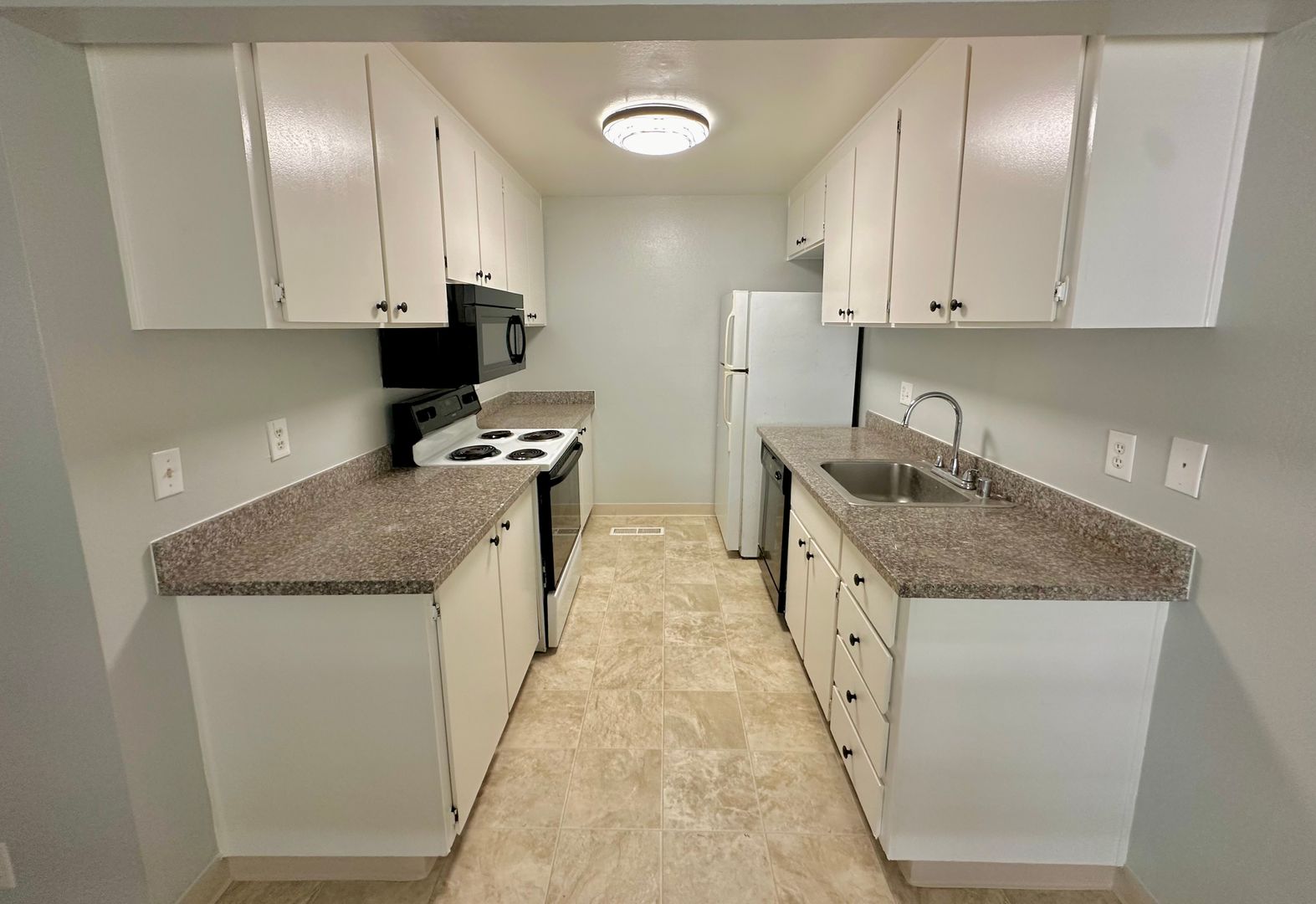 2800 Dover Ave - Fairfield - California - 1 bed, 1 bath rental property