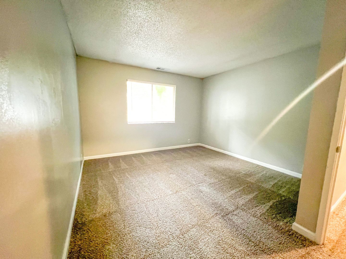 2800 Dover Ave - Fairfield - California - 2 bed, 1 bath rental property