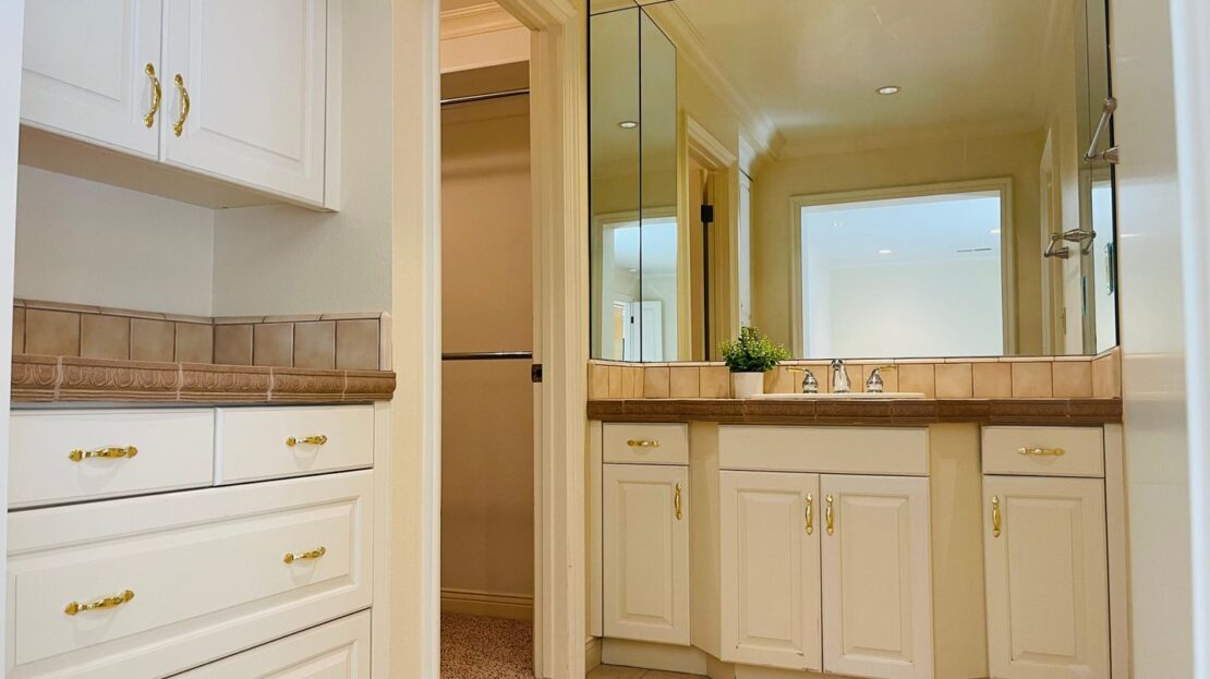 2833 Cedar Wood Pl - Thousand Oaks - California - 3 bed, 2 bath rental property