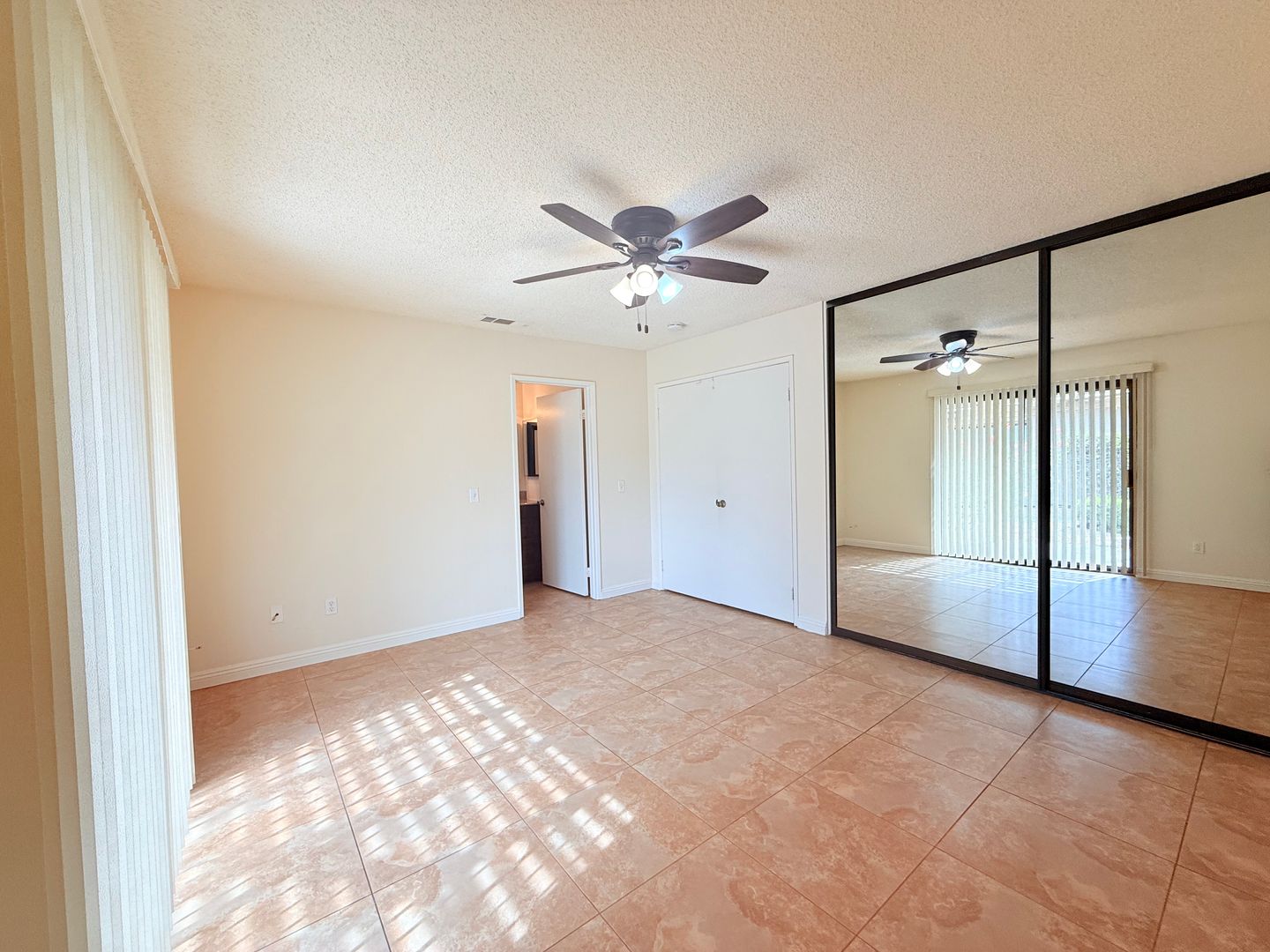 28421 Avenida La Paz - 01 - Cathedral City - California - 3 bed, 2 bath rental property