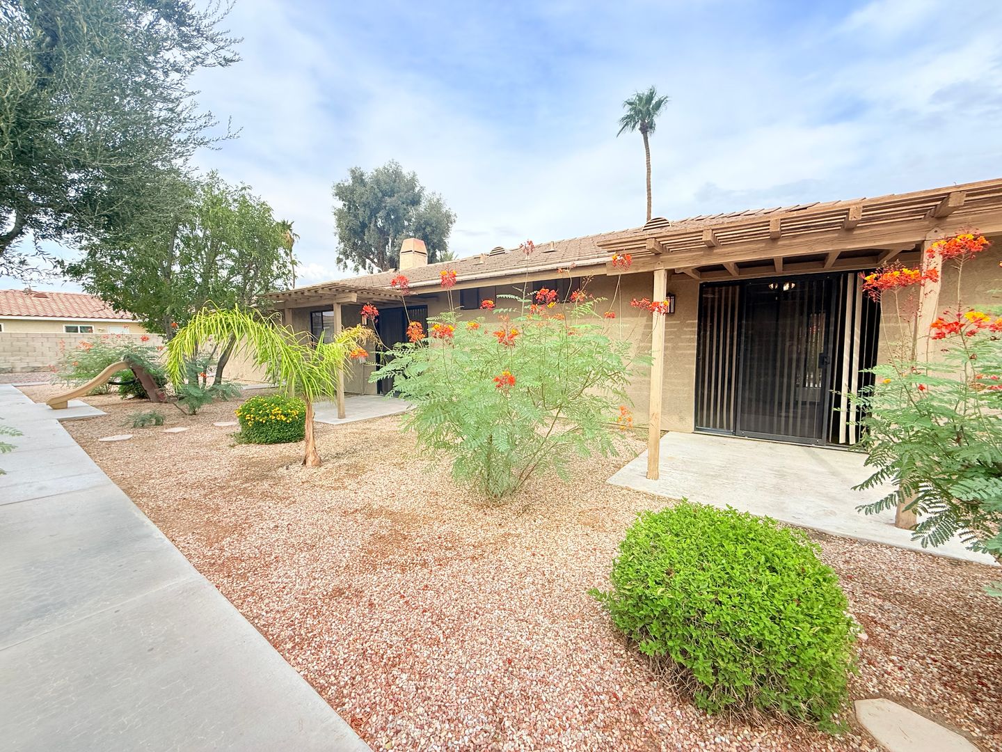 28421 Avenida La Paz - 01 - Cathedral City - California - 3 bed, 2 bath rental property