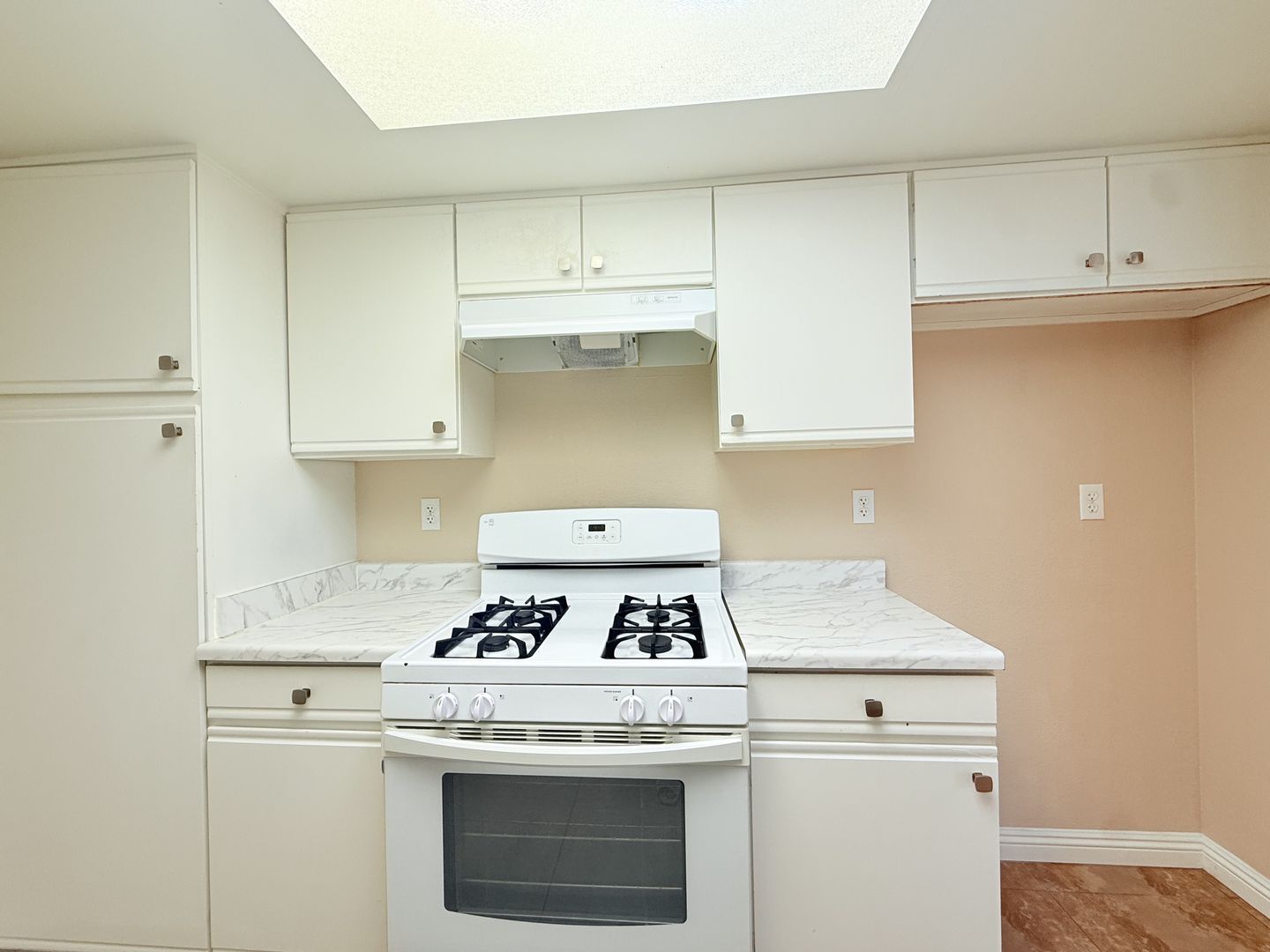 28421 Avenida La Paz - 01 - Cathedral City - California - 3 bed, 2 bath rental property