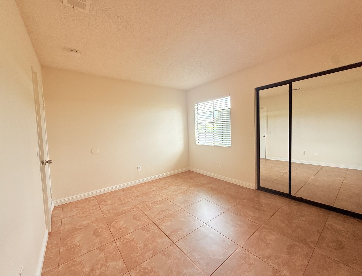 28421 Avenida La Paz - 01 - Cathedral City - California - 3 bed, 2 bath rental property