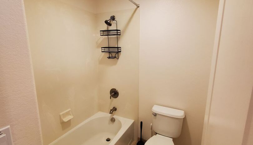 28563 Starboard Ln - Hayward - California - 3 bed, 2.5 bath rental property