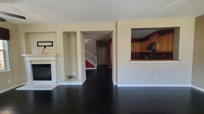 28563 Starboard Ln - Hayward - California - 3 bed, 2.5 bath rental property