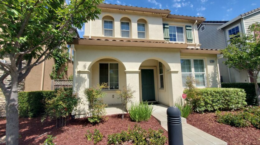 28563 Starboard Ln - Hayward - California - 3 bed, 2.5 bath rental property