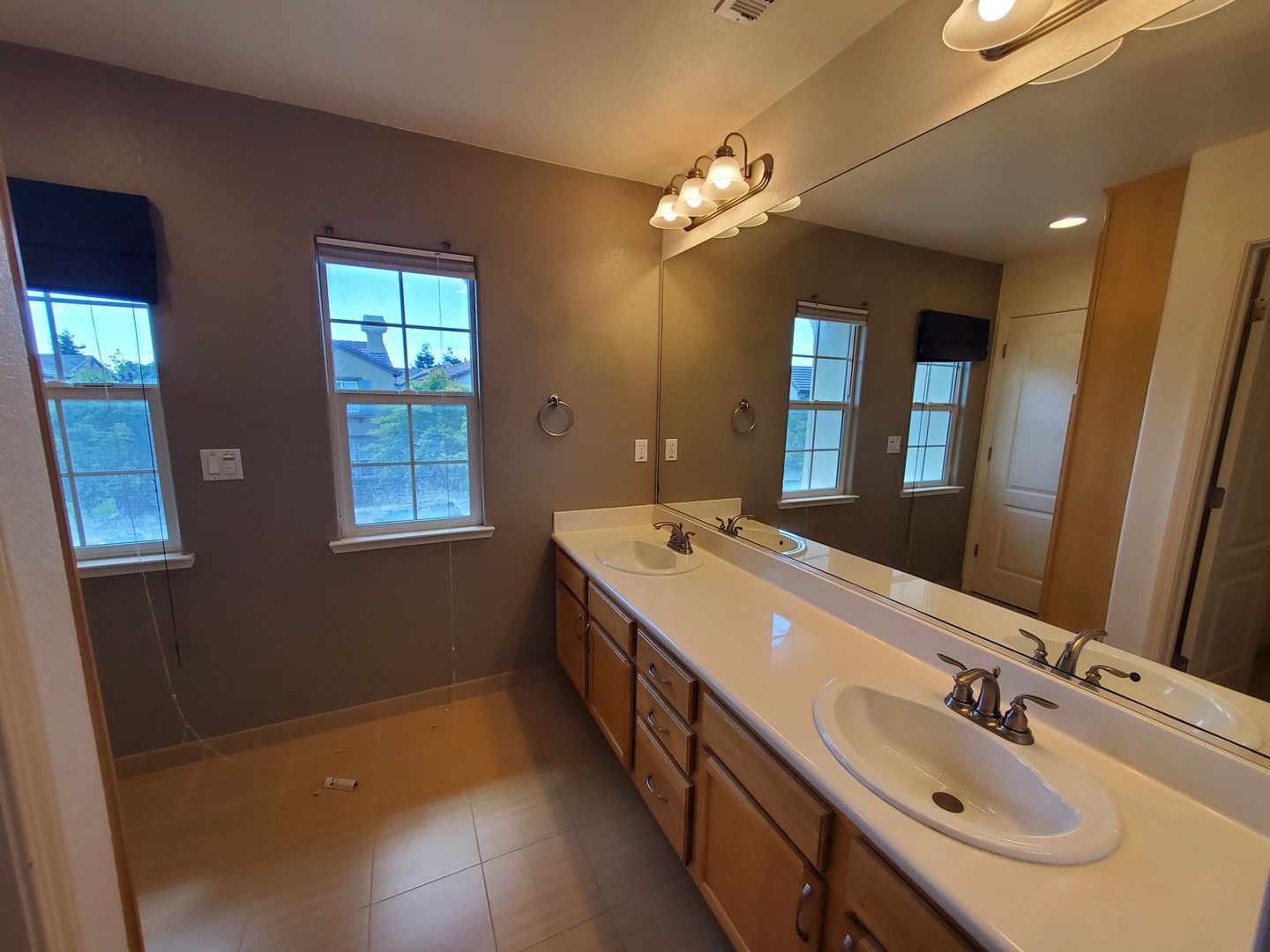 28563 Starboard Ln - Hayward - California - 3 bed, 2.5 bath rental property