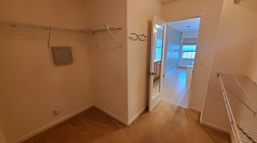 28563 Starboard Ln - Hayward - California - 3 bed, 2.5 bath rental property