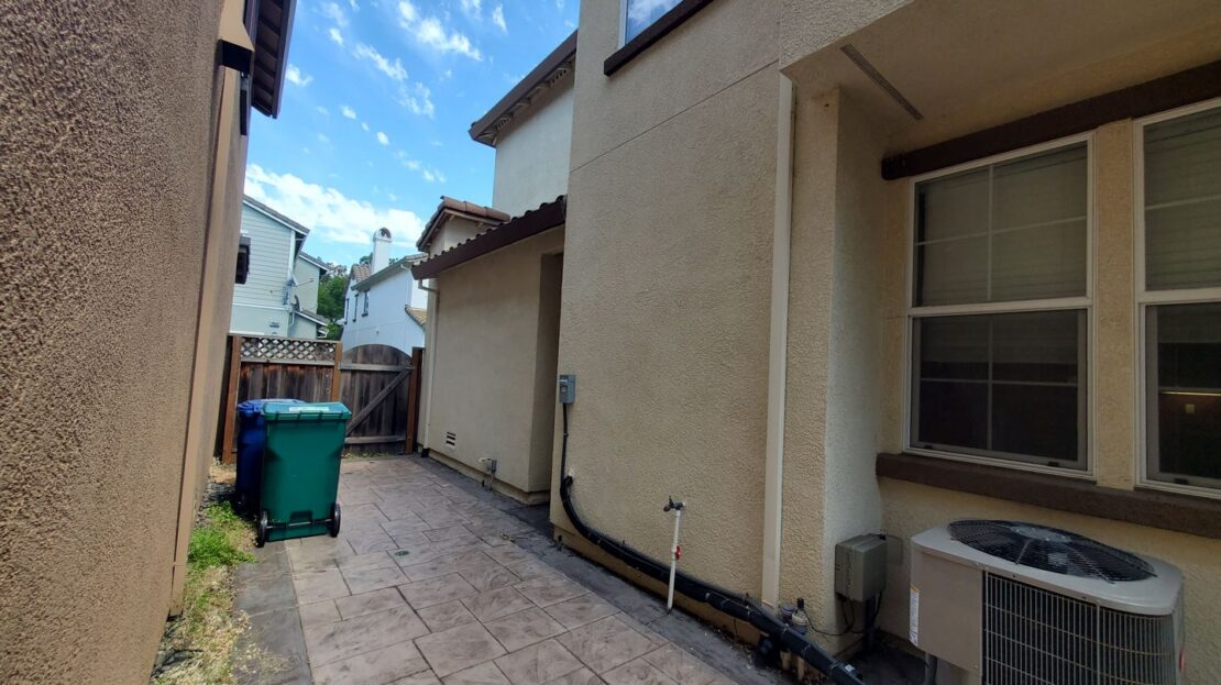28563 Starboard Ln - Hayward - California - 3 bed, 2.5 bath rental property
