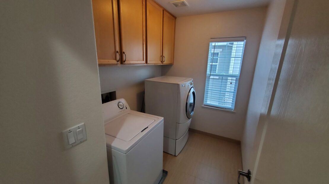 28563 Starboard Ln - Hayward - California - 3 bed, 2.5 bath rental property