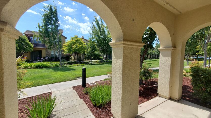 28563 Starboard Ln - Hayward - California - 3 bed, 2.5 bath rental property