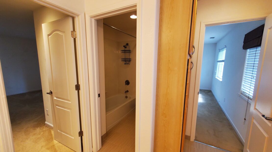 28563 Starboard Ln - Hayward - California - 3 bed, 2.5 bath rental property