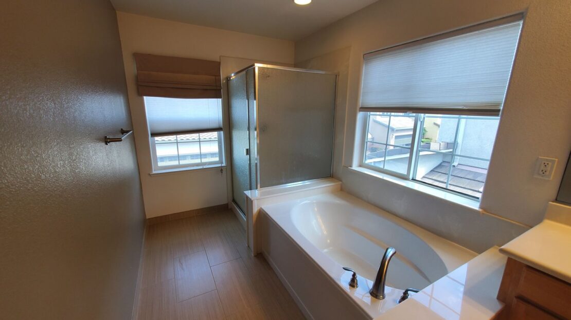 28563 Starboard Ln - Hayward - California - 3 bed, 2.5 bath rental property