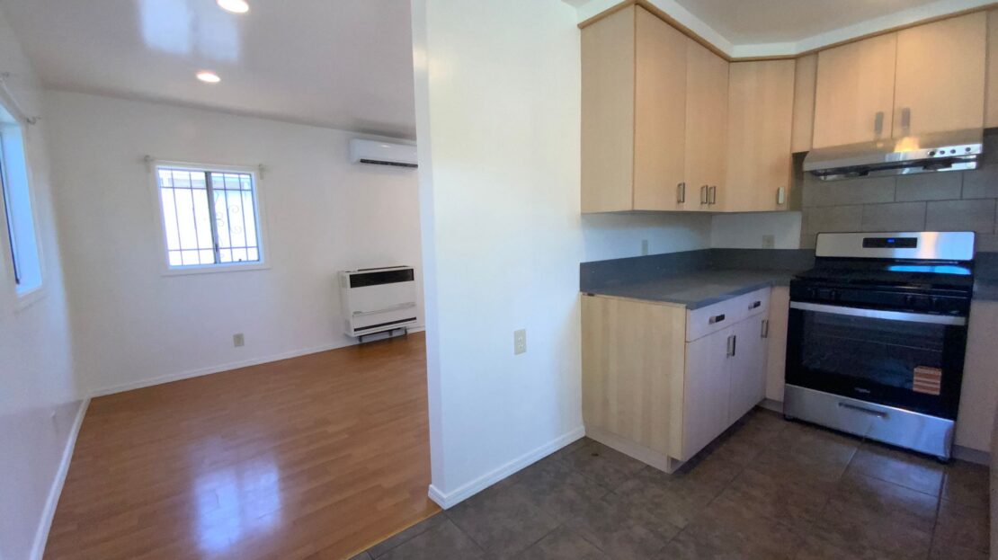 2863 Coolidge Ave   1/2 - Los Angeles - California - 1 bath rental property