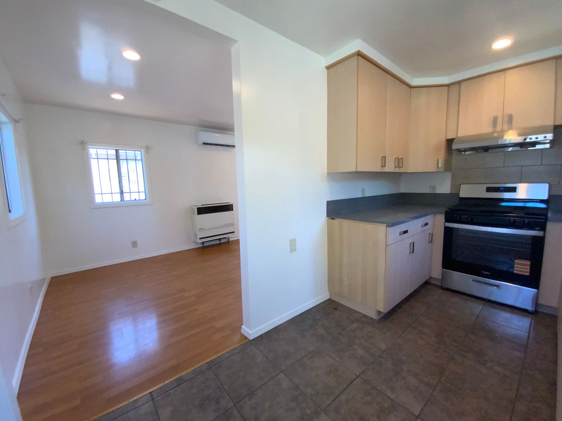 2863 Coolidge Ave   1/2 - Los Angeles - California - 1 bath rental property