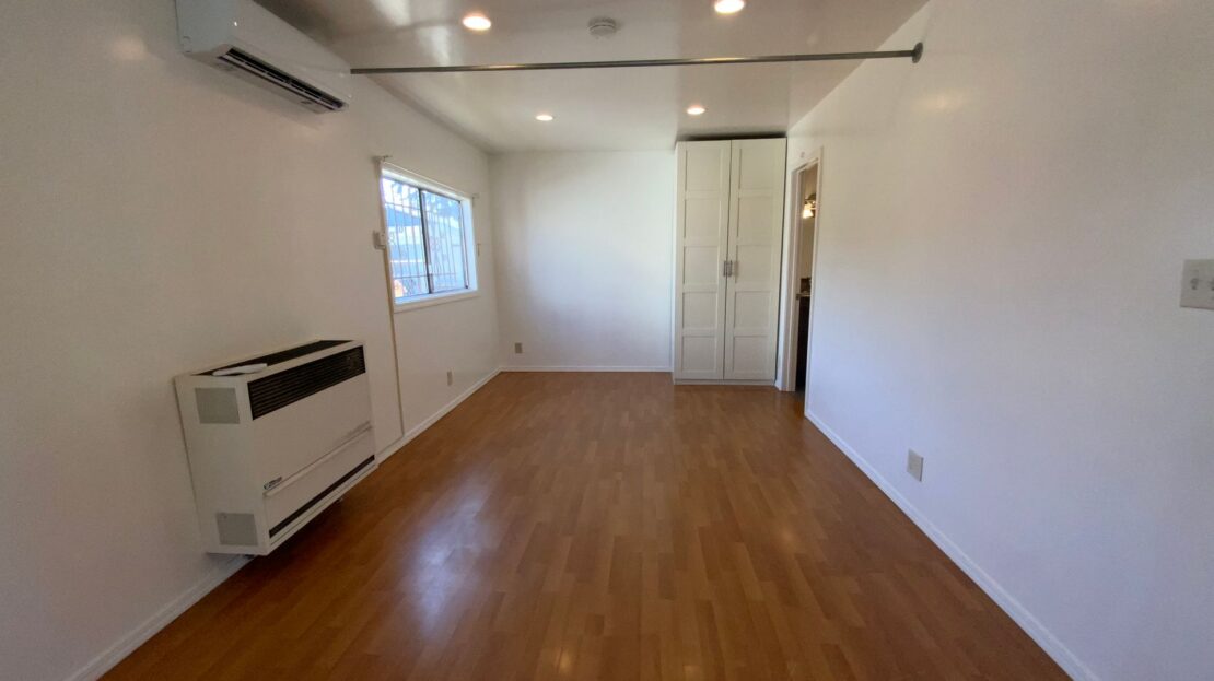2863 Coolidge Ave   1/2 - Los Angeles - California - 1 bath rental property