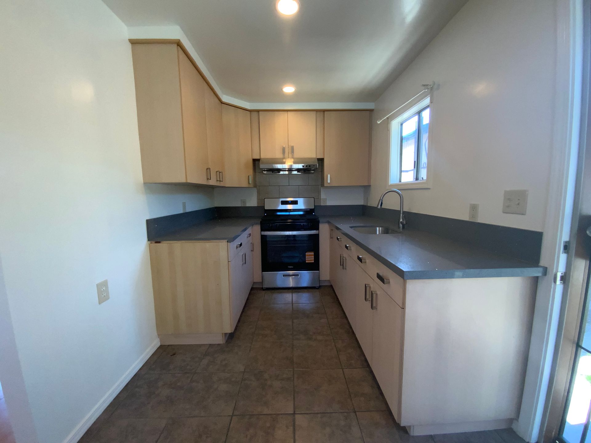 2863 Coolidge Ave   1/2 - Los Angeles - California - 1 bath rental property