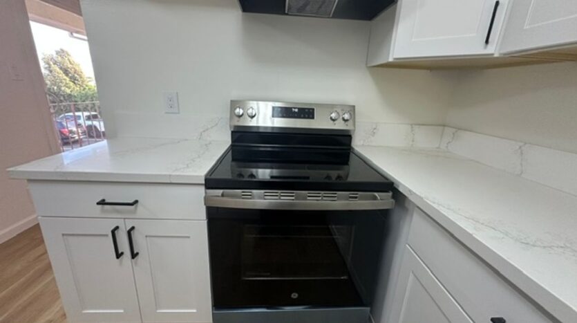 29163 Dixon Street - Hayward - California - 2 bed, 1 bath rental property