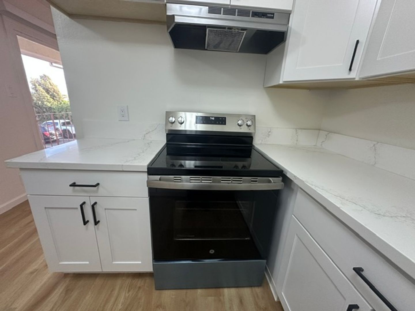 29163 Dixon Street - Hayward - California - 2 bed, 1 bath rental property