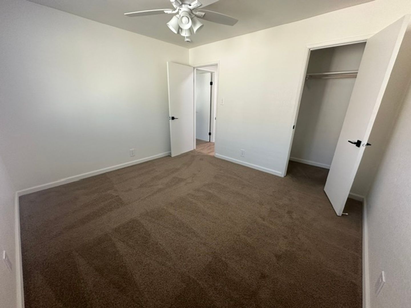 29163 Dixon Street - Hayward - California - 2 bed, 1 bath rental property