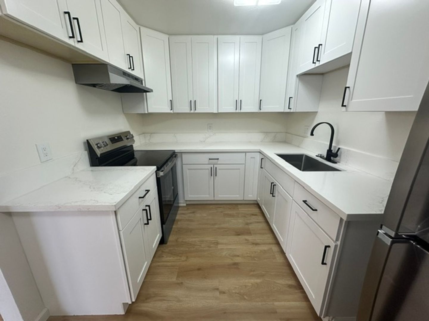 29163 Dixon Street - Hayward - California - 2 bed, 1 bath rental property