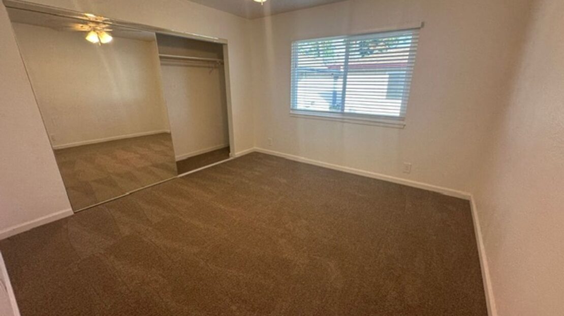 29163 Dixon Street - Hayward - California - 2 bed, 1 bath rental property