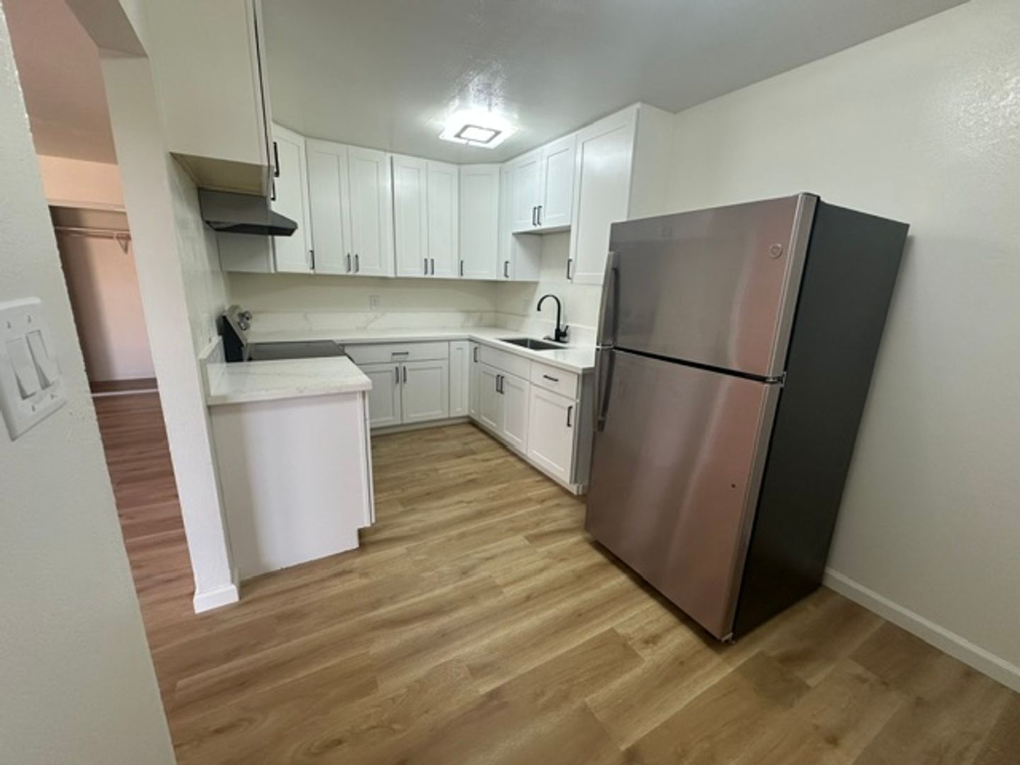 29163 Dixon Street - Hayward - California - 2 bed, 1 bath rental property