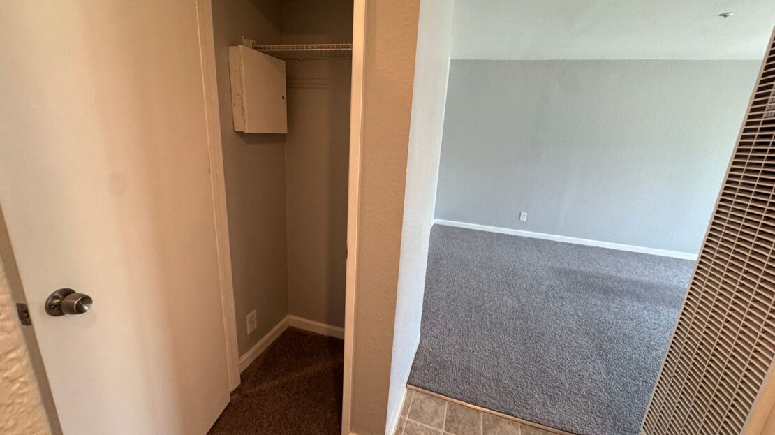 29536 Dixon St #11 - Hayward - California - 2 bed, 2 bath rental property