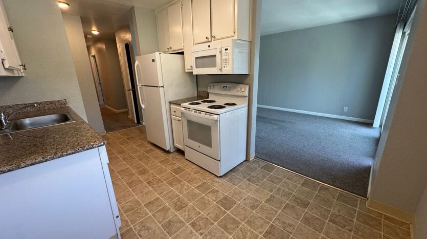 29536 Dixon St #11 - Hayward - California - 2 bed, 2 bath rental property