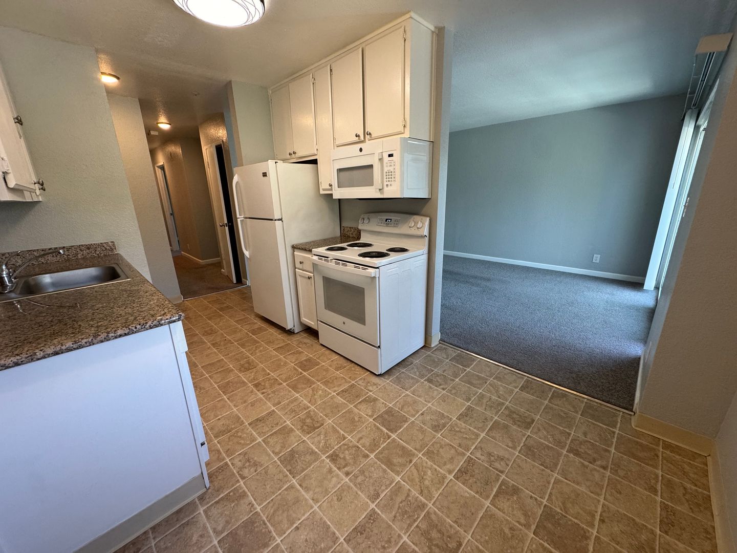 29536 Dixon St #11 - Hayward - California - 2 bed, 2 bath rental property