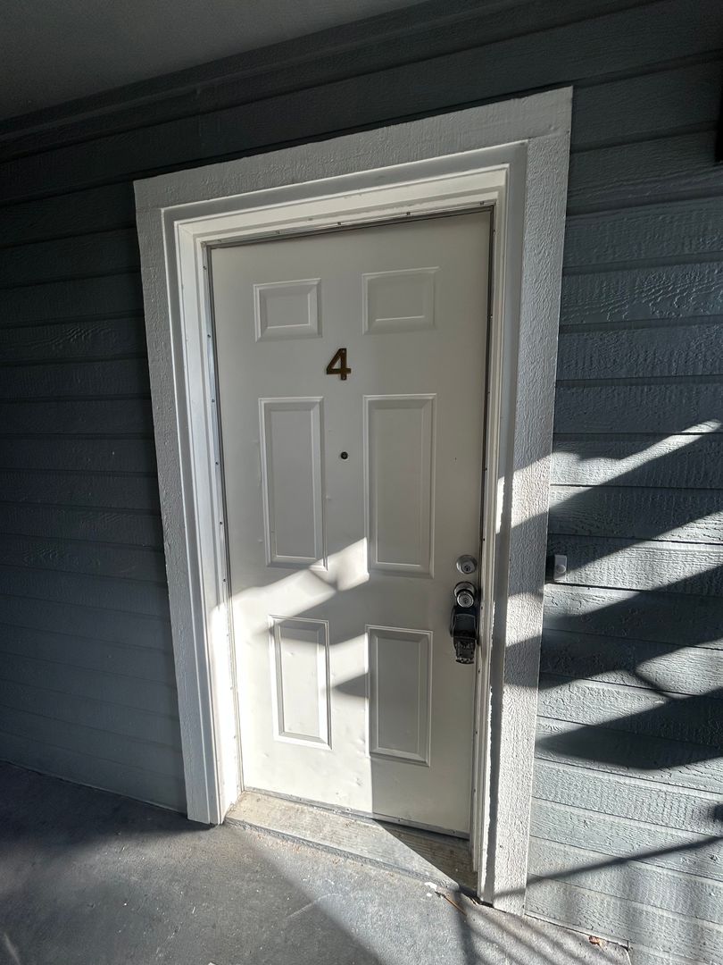 29536 Dixon St #4 - Hayward - California - 2 bed, 2 bath rental property