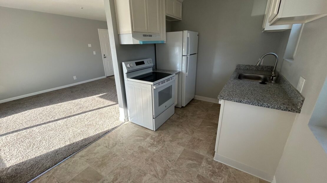 29536 Dixon St #4 - Hayward - California - 2 bed, 2 bath rental property