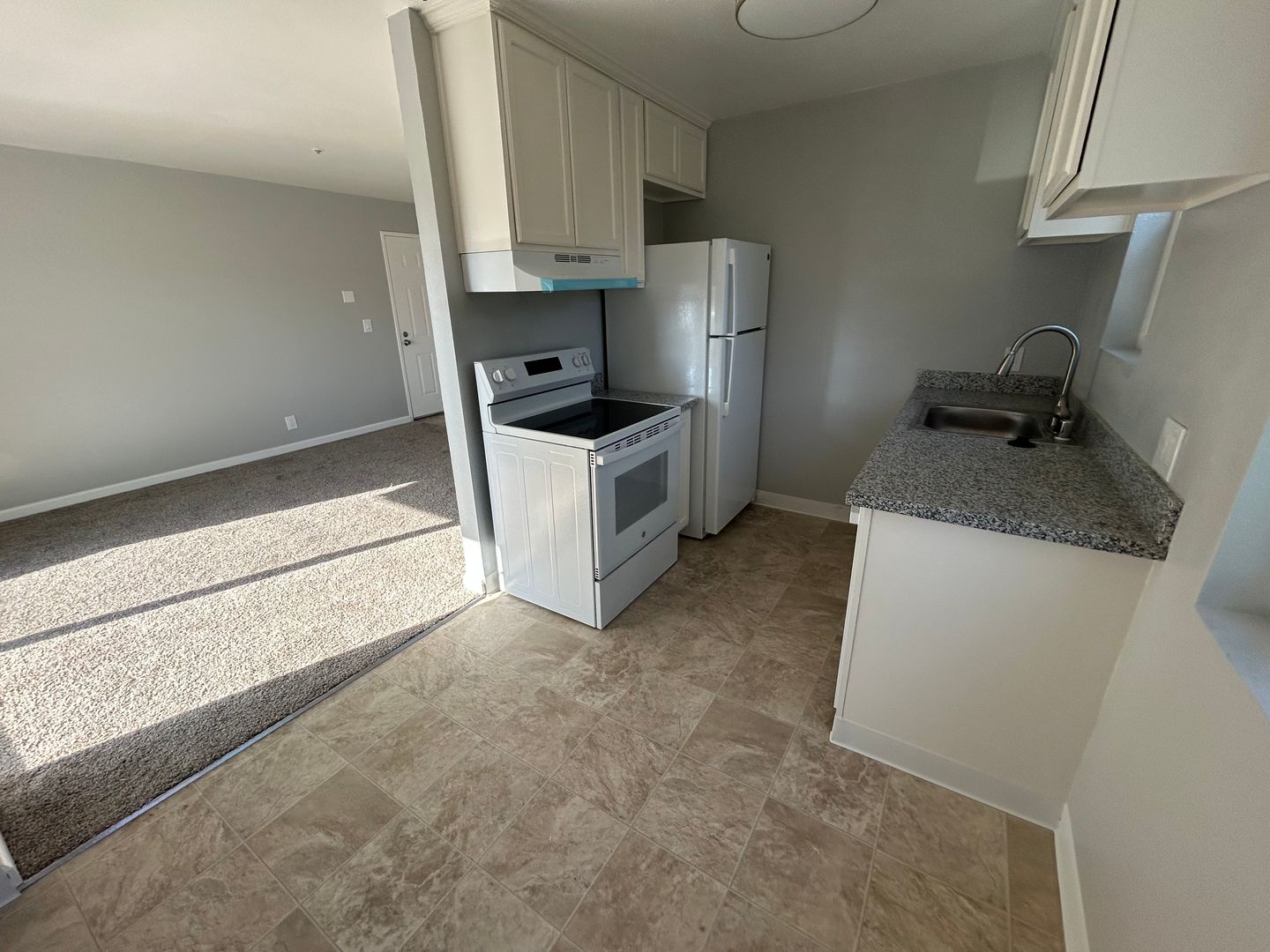 29536 Dixon St #4 - Hayward - California - 2 bed, 2 bath rental property