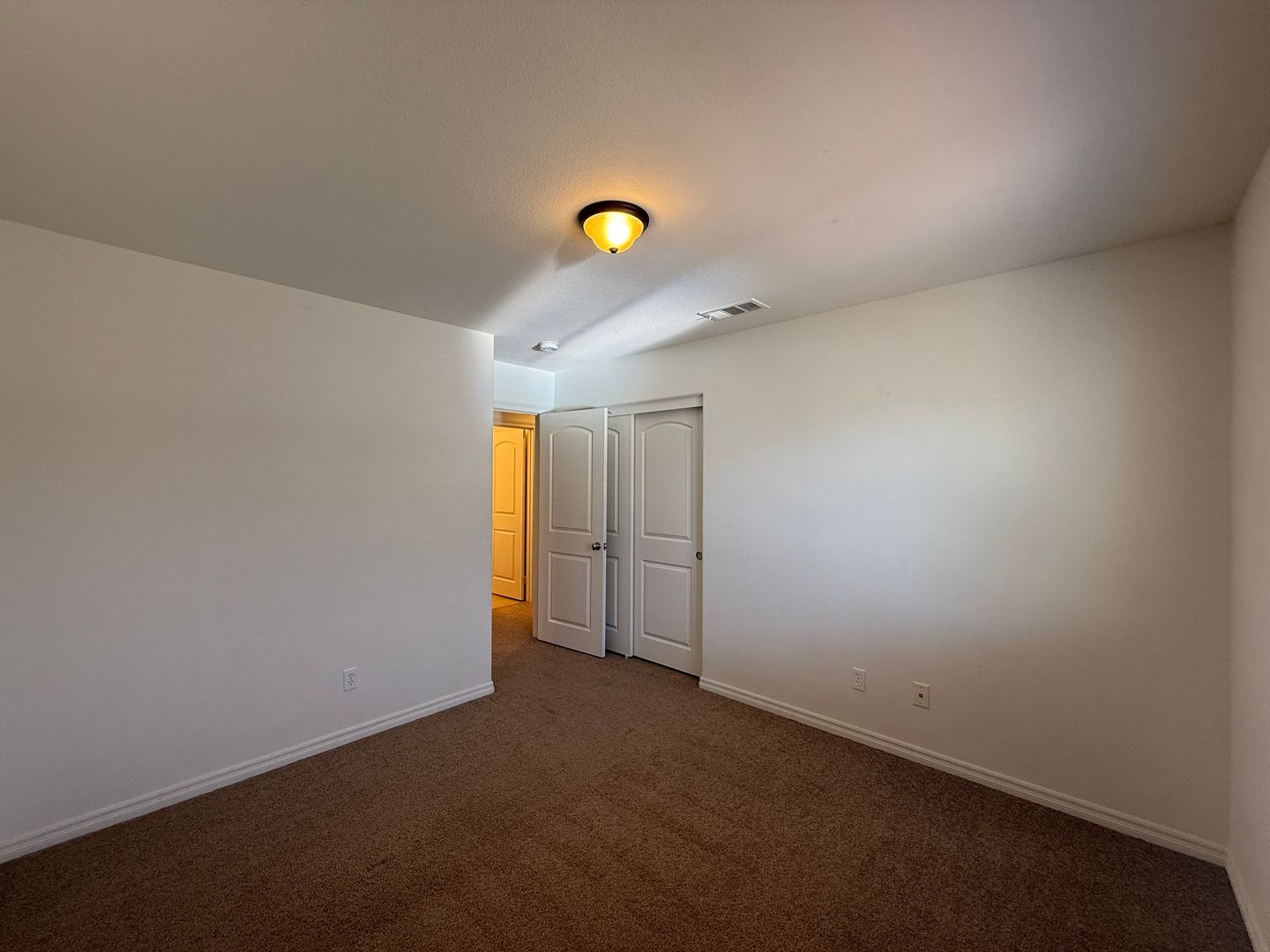  3014 Perdot Ave - Rosamond - California - 5 bed, 3 bath rental property