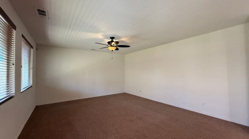 3014 Perdot Ave - Rosamond - California - 5 bed, 3 bath rental property