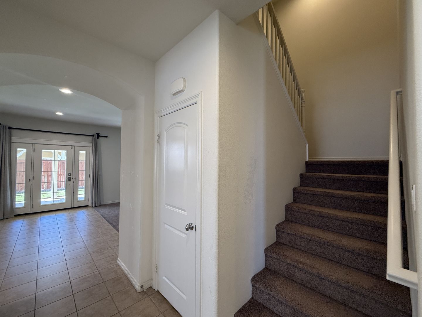  3014 Perdot Ave - Rosamond - California - 5 bed, 3 bath rental property