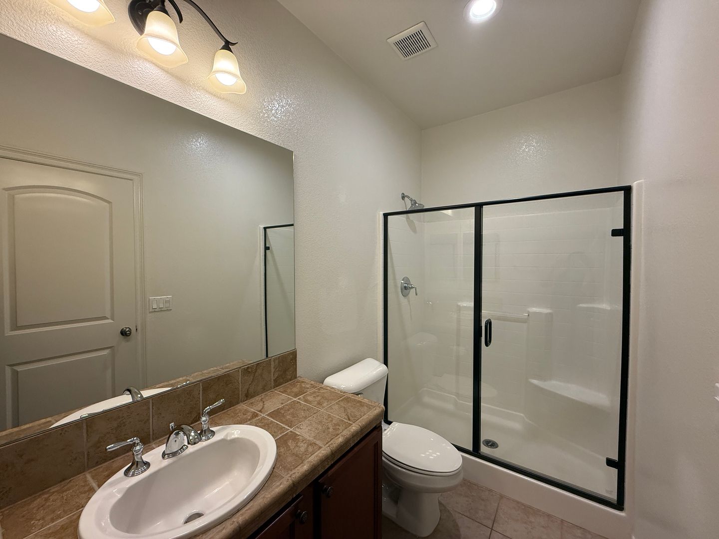  3014 Perdot Ave - Rosamond - California - 5 bed, 3 bath rental property