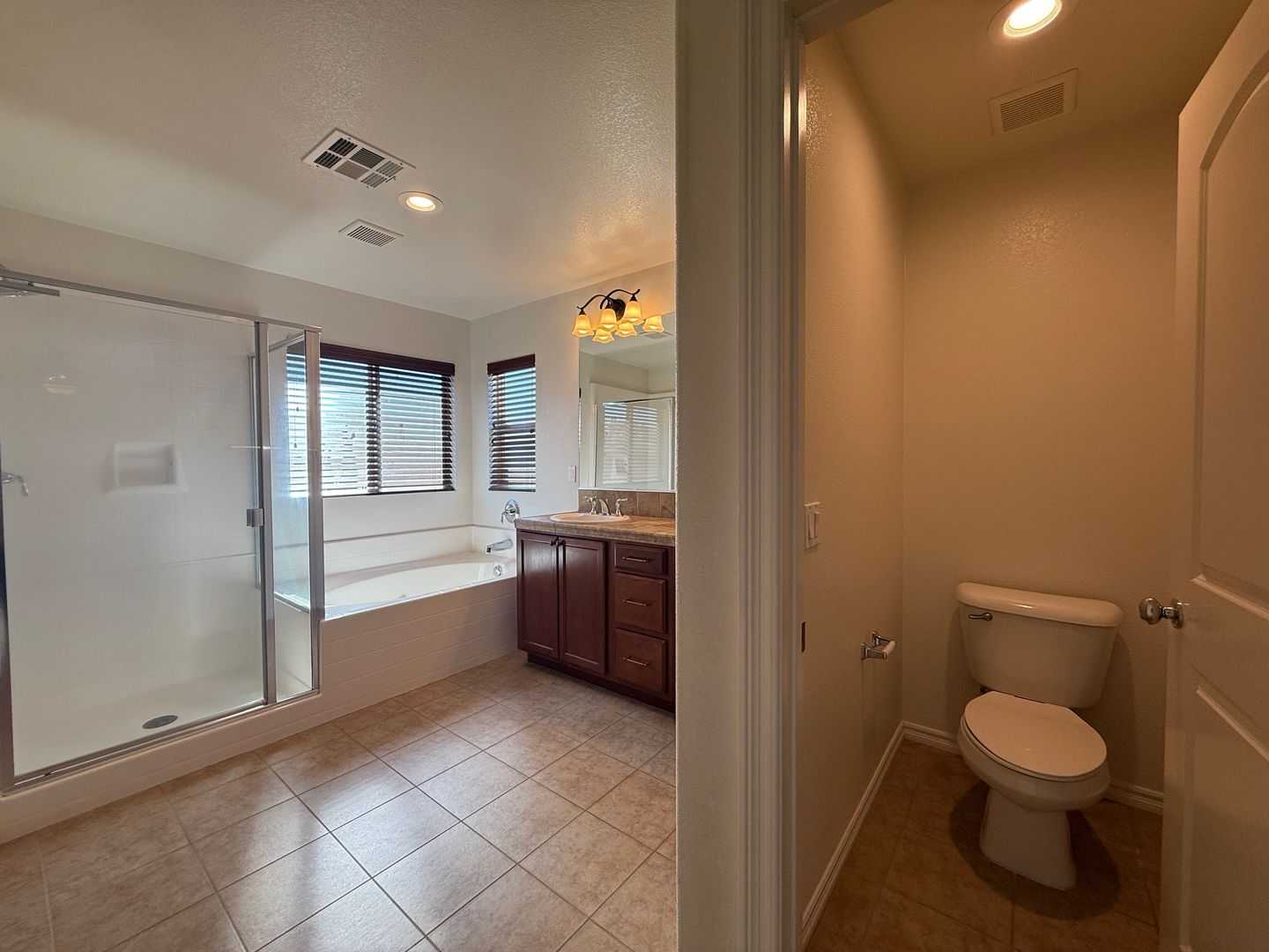  3014 Perdot Ave - Rosamond - California - 5 bed, 3 bath rental property