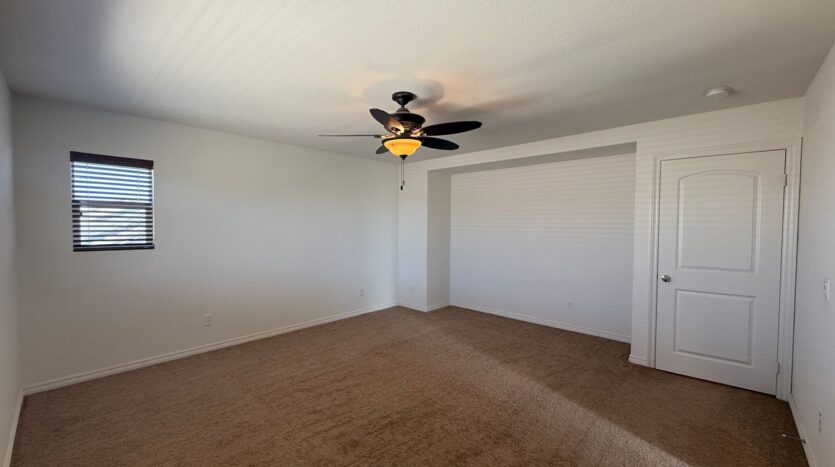 3014 Perdot Ave - Rosamond - California - 5 bed, 3 bath rental property