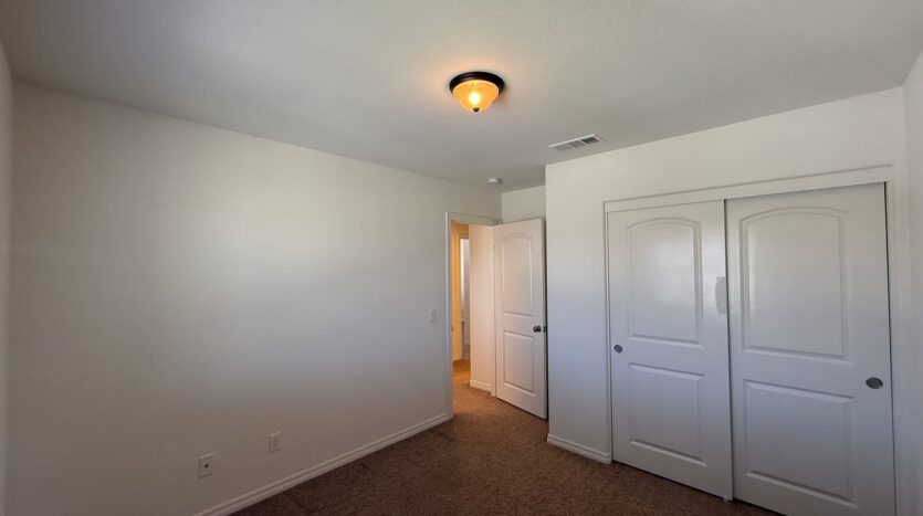 3014 Perdot Ave - Rosamond - California - 5 bed, 3 bath rental property