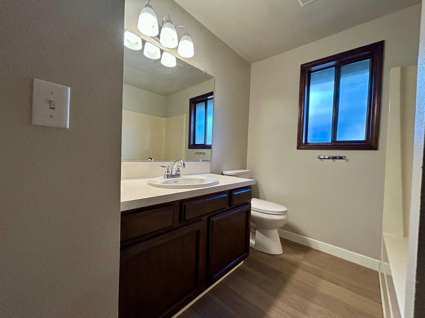 3041 NE 103rd Loop Unit A - Vancouver - Washington - 2 bed, 1 bath rental property