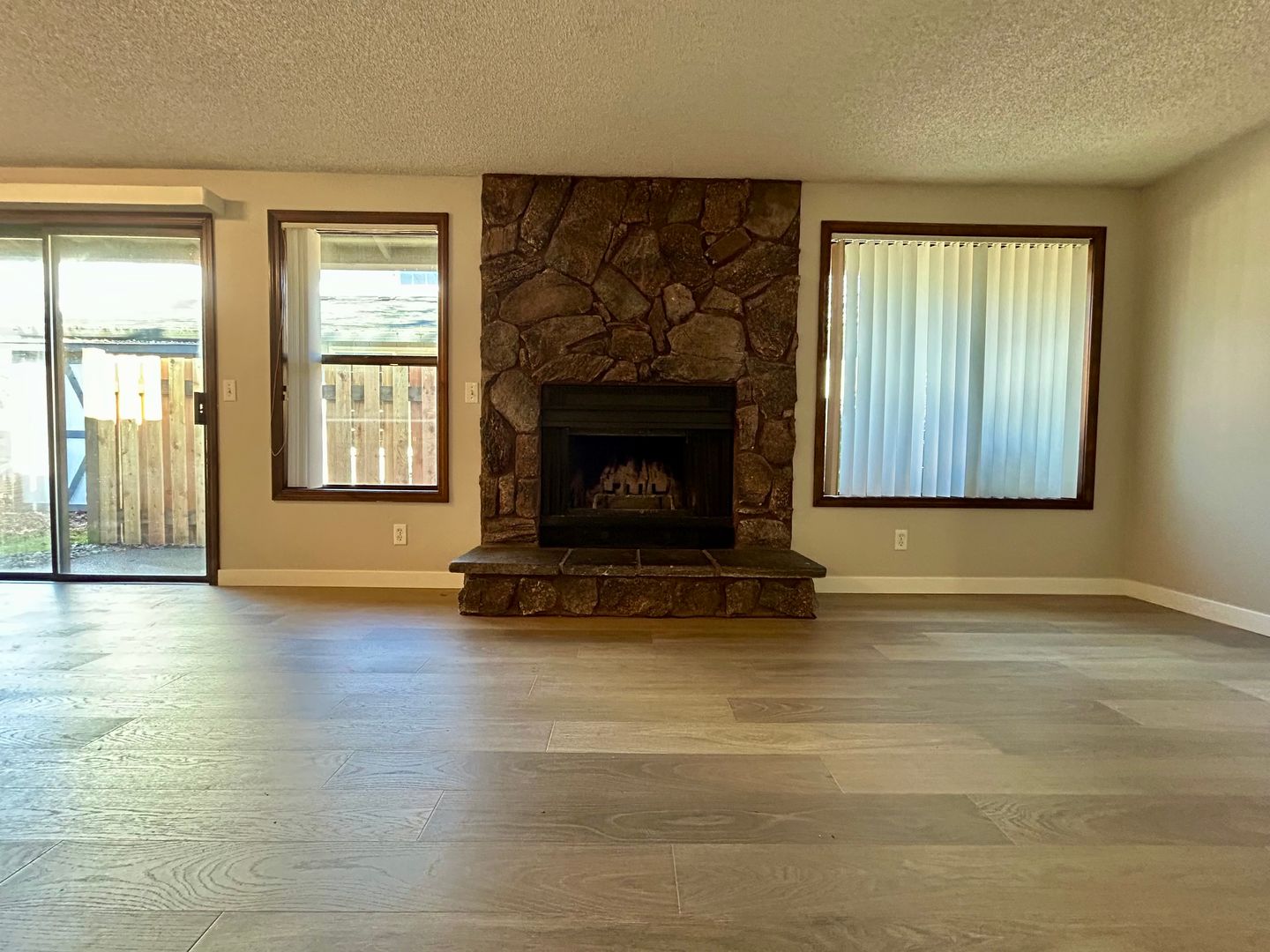 3041 NE 103rd Loop Unit A - Vancouver - Washington - 2 bed, 1 bath rental property