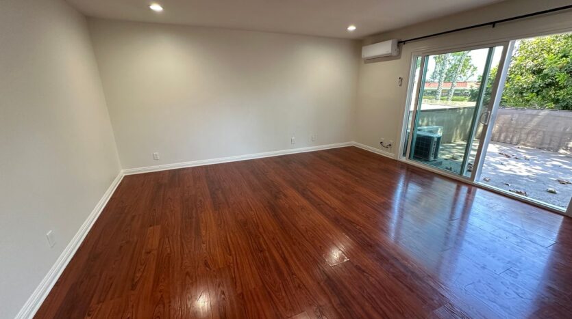 3050 S Bristol Unit 5A - Santa Ana - California - 1 bed, 1 bath rental property