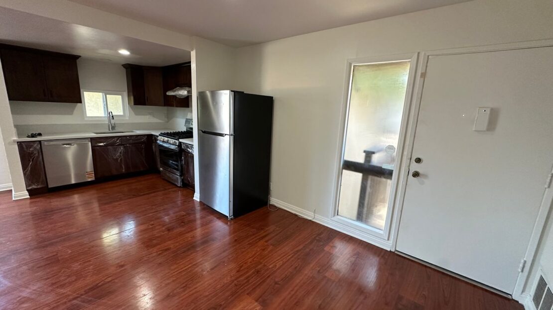 3050 S Bristol Unit 5A - Santa Ana - California - 1 bed, 1 bath rental property