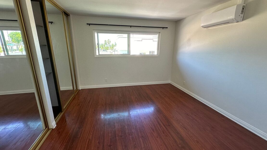 3050 S Bristol Unit 5A - Santa Ana - California - 1 bed, 1 bath rental property
