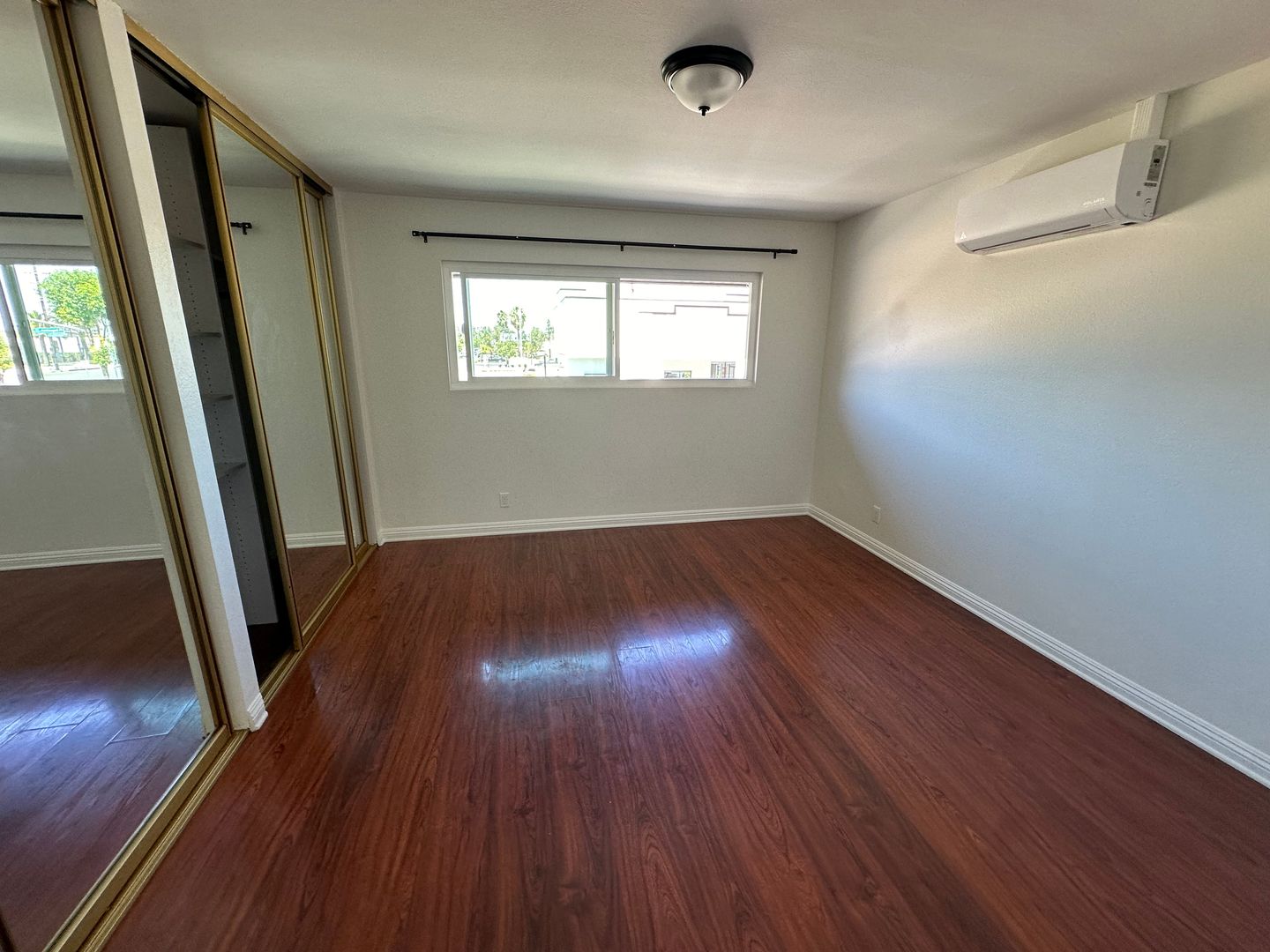 3050 S Bristol Unit 5A - Santa Ana - California - 1 bed, 1 bath rental property
