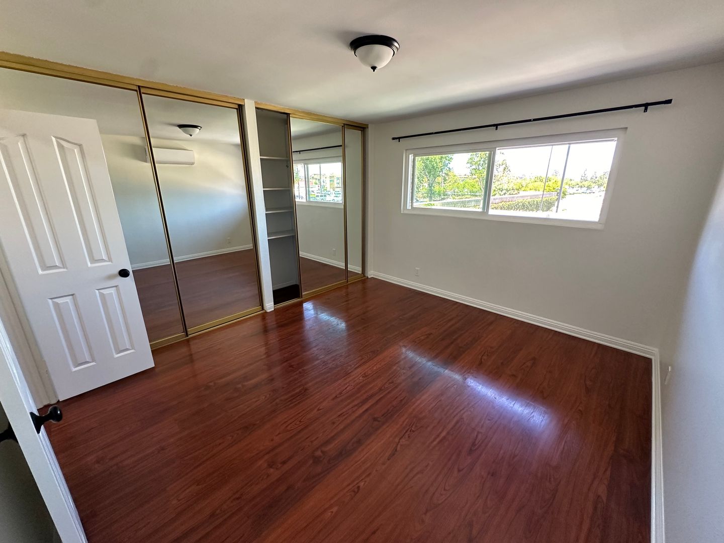 3050 S Bristol Unit 5A - Santa Ana - California - 1 bed, 1 bath rental property