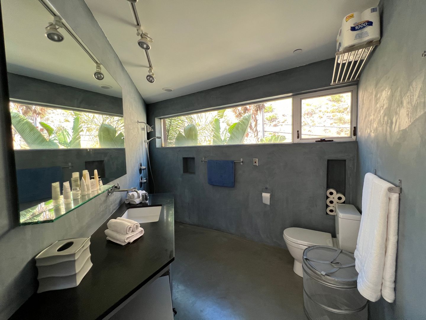 3095 Rambla Pacifico  - Malibu - California - 4 bed, 4 bath rental property